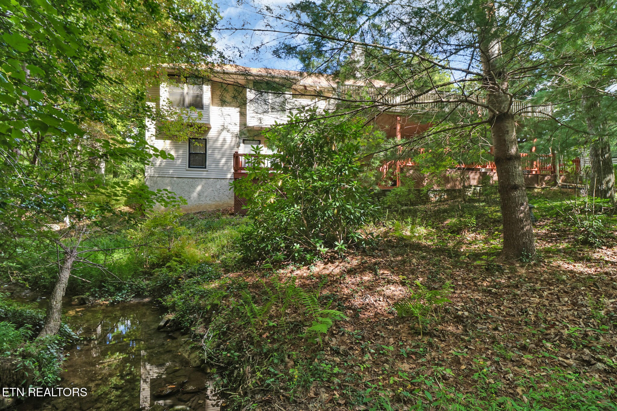 104 Flossmoor Circle Crossville TN 38558