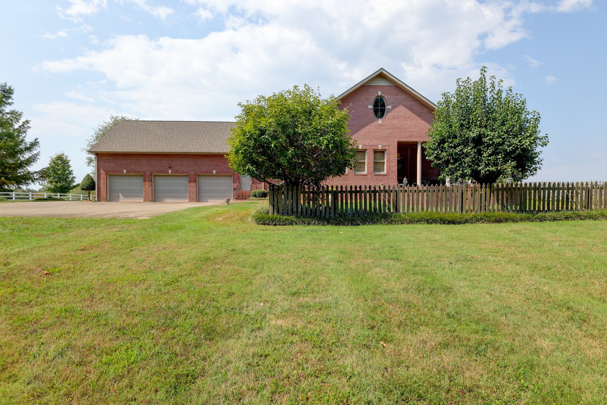 629 Mobley Road Clarksville TN 37043