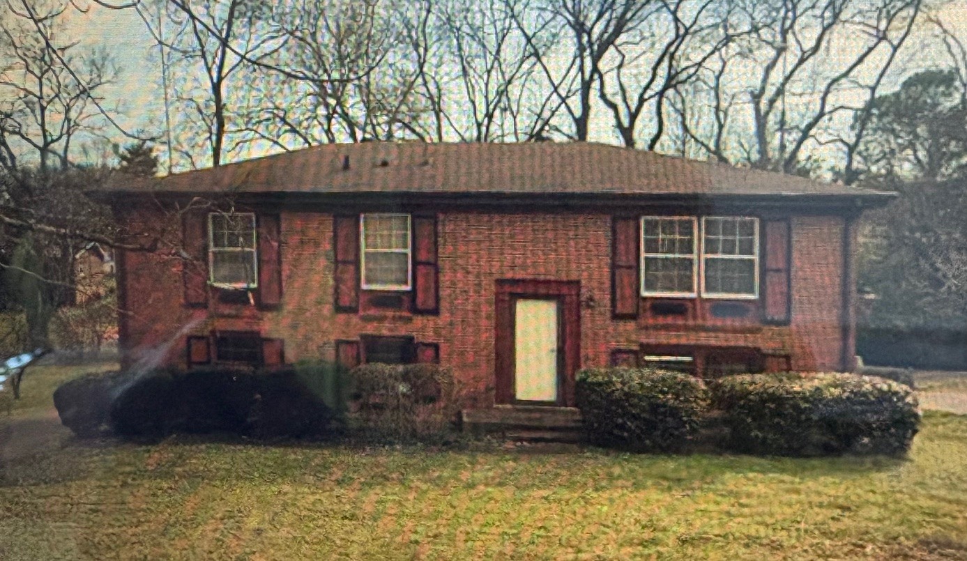 5009 Bonnameade Drive Hermitage TN 37076
