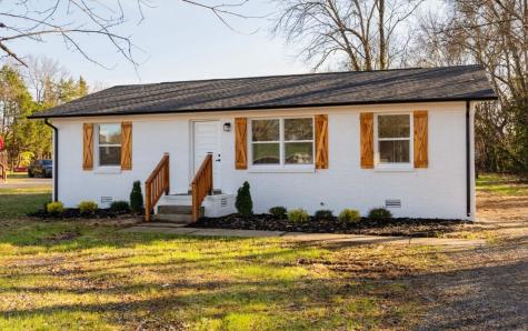 2506 Halls Hill Pike Murfreesboro TN 37130