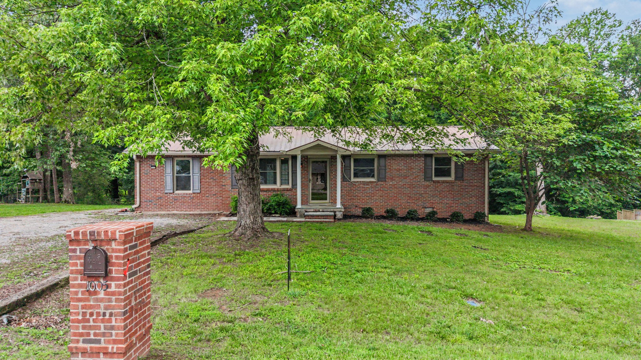 1005 Pinewood Court Ashland City TN 37015