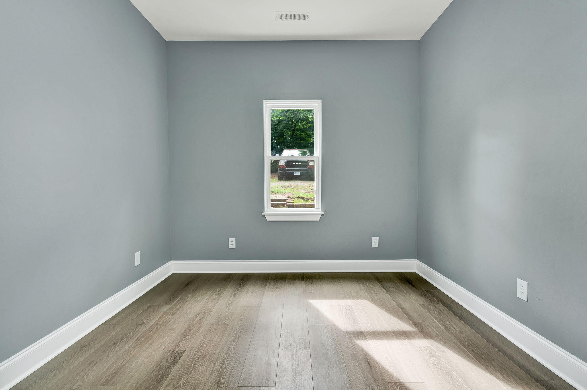 1223 SE King Edward Avenue, SE Cleveland TN 37311