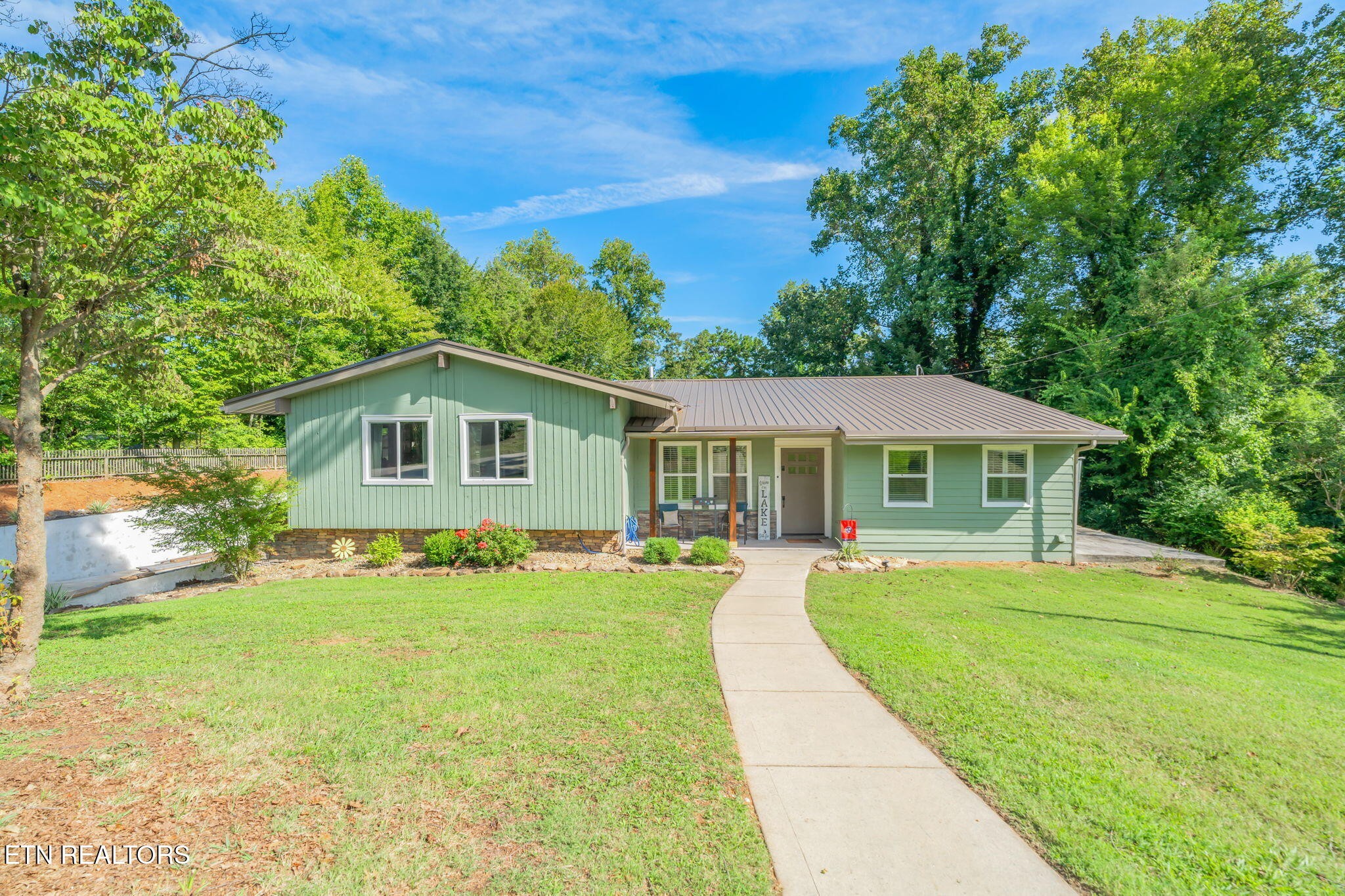 828 Sargent Drive Kingston TN 37763