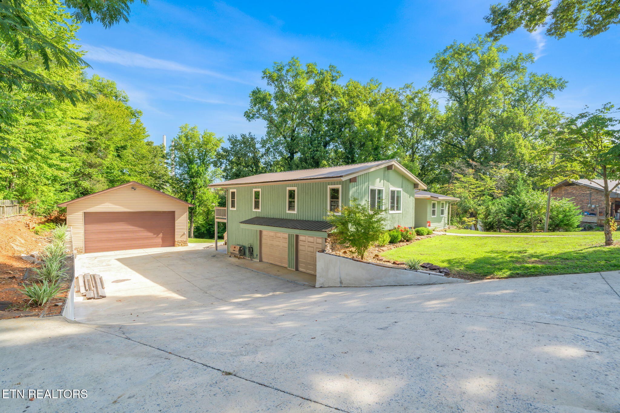 828 Sargent Drive Kingston TN 37763