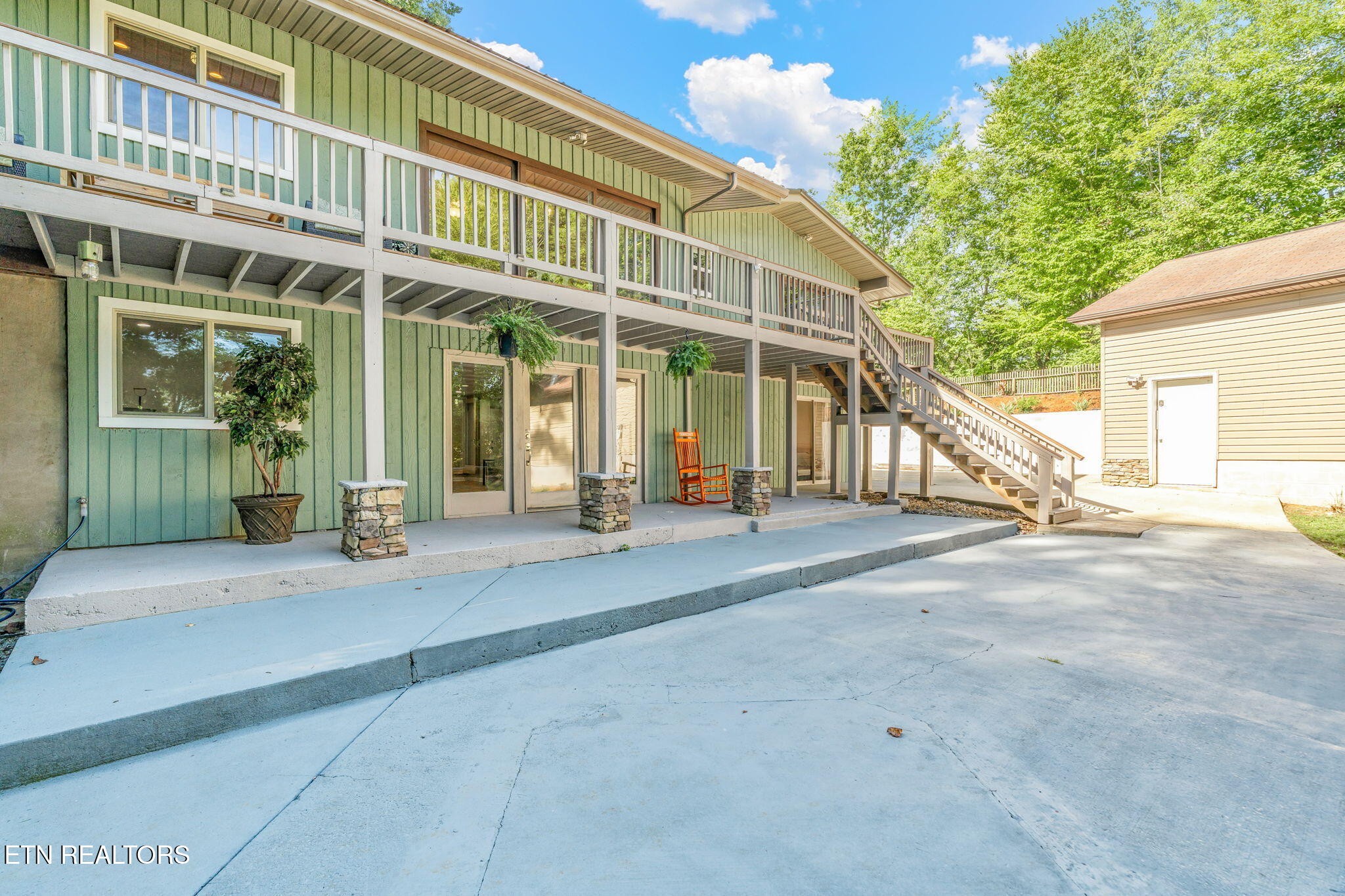 828 Sargent Drive Kingston TN 37763
