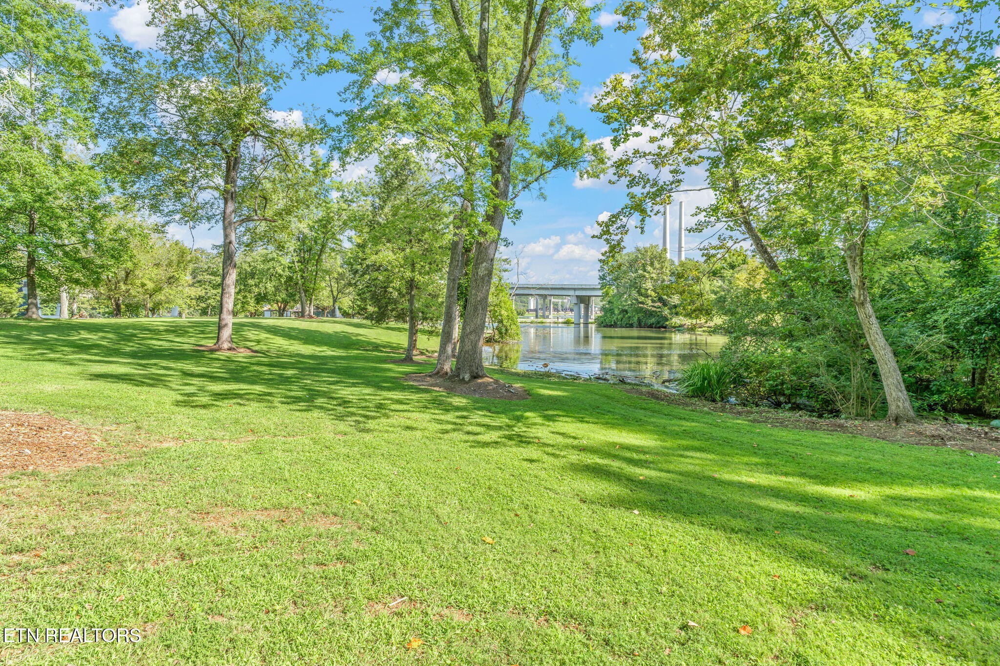 828 Sargent Drive Kingston TN 37763
