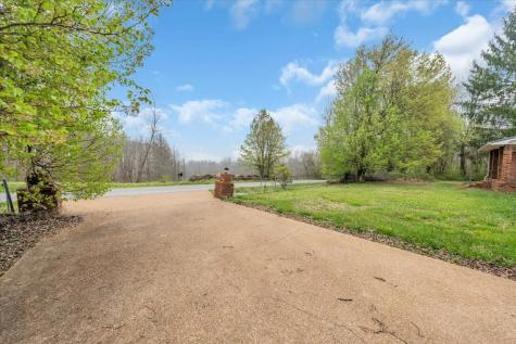 588 Sweeton Hill Road Coalmont TN 37313