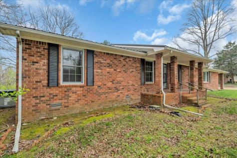 588 Sweeton Hill Road Coalmont TN 37313