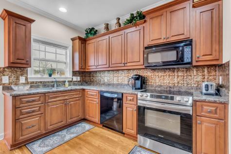2219 Twin Peaks Court Spring Hill TN 37174