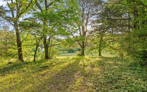 5513 Old Hunter Road Ooltewah TN 37363