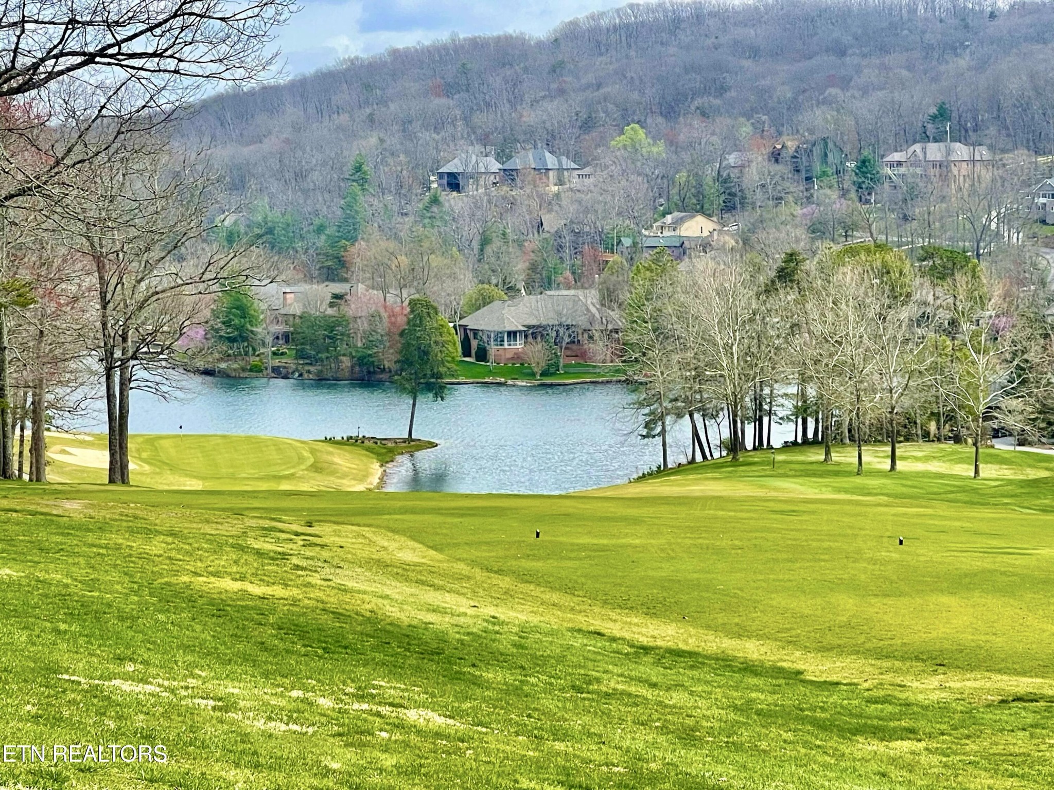15 Glencove Court Crossville TN 38558