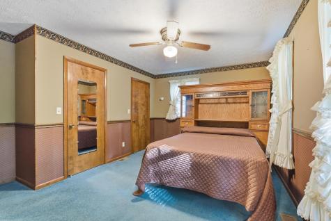 99 Hilltop Lane Byrdstown TN 38549