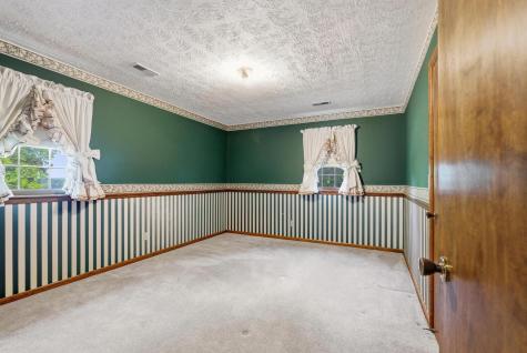 99 Hilltop Lane Byrdstown TN 38549