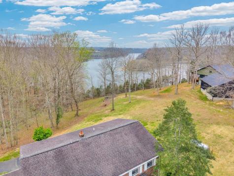 99 Hilltop Lane Byrdstown TN 38549