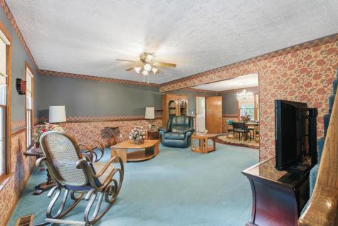 99 Hilltop Lane Byrdstown TN 38549