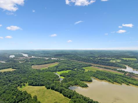 432 Slow Roll Drive Chapmansboro TN 37035
