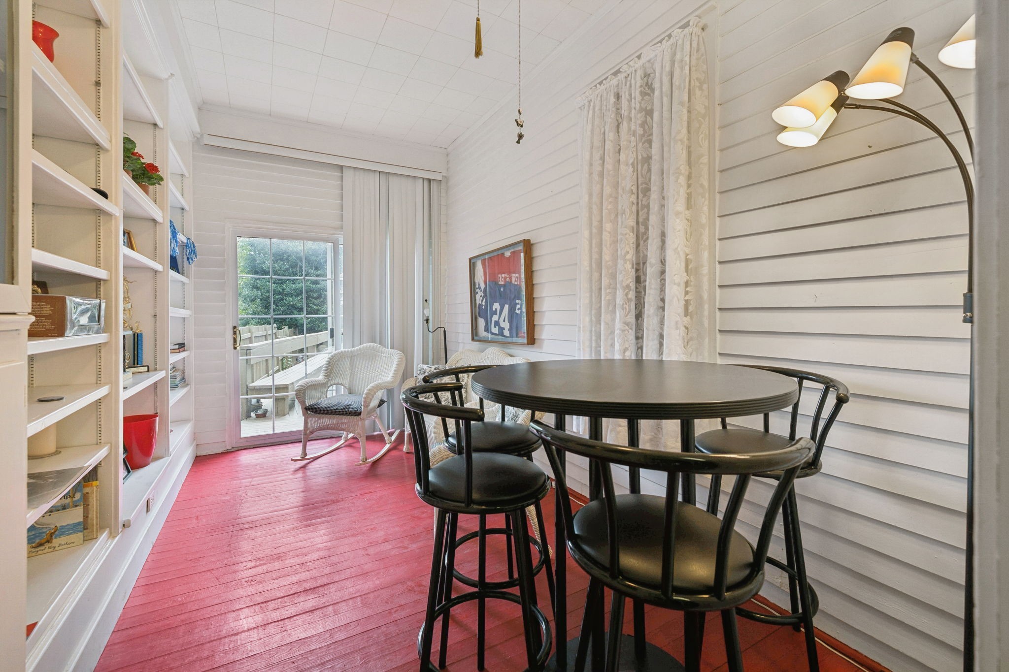 56 Main St, E Gordonsville TN 38563