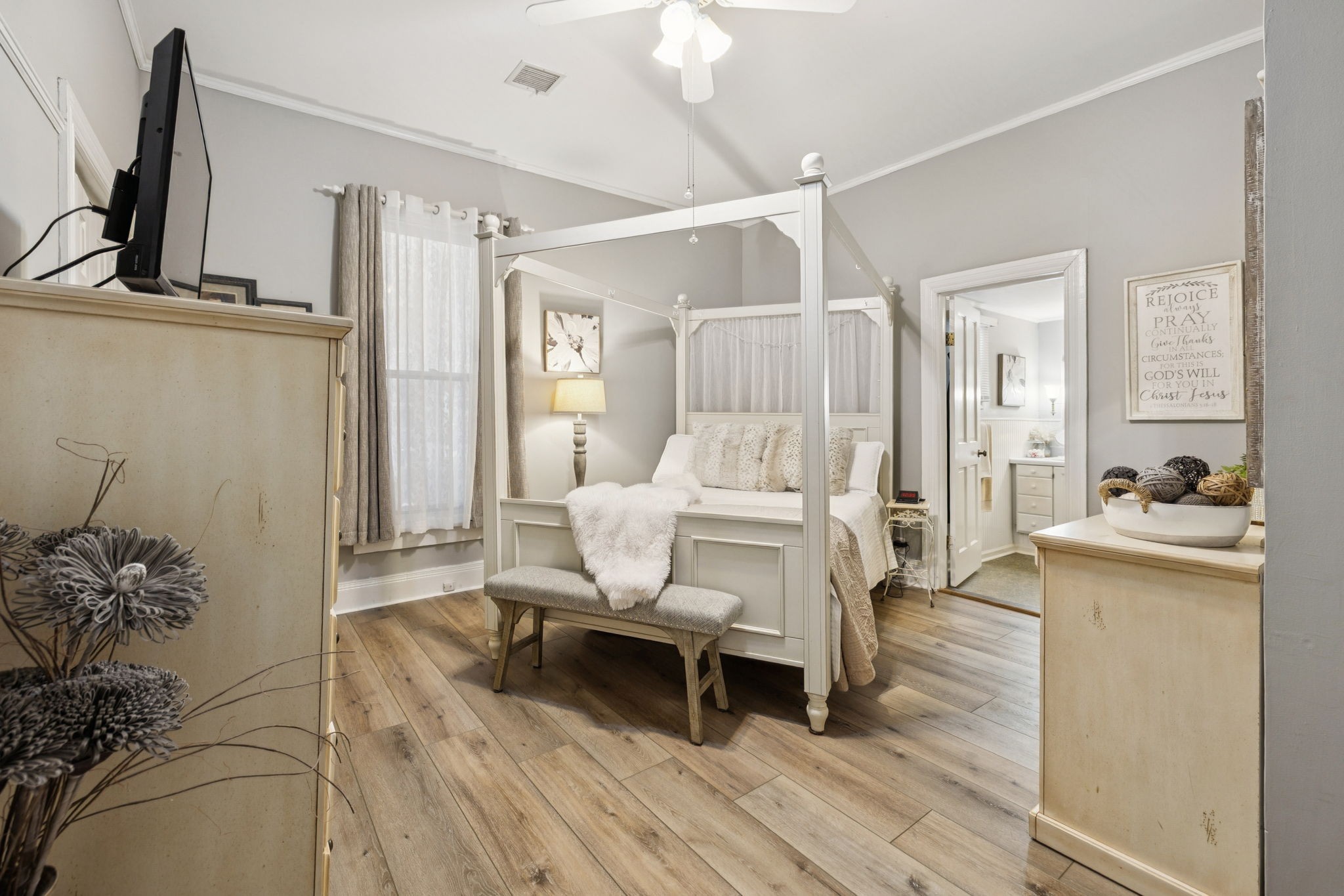 56 Main St, E Gordonsville TN 38563