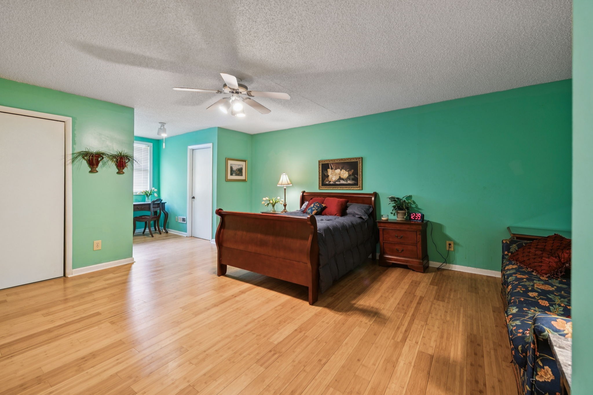 56 Main St, E Gordonsville TN 38563
