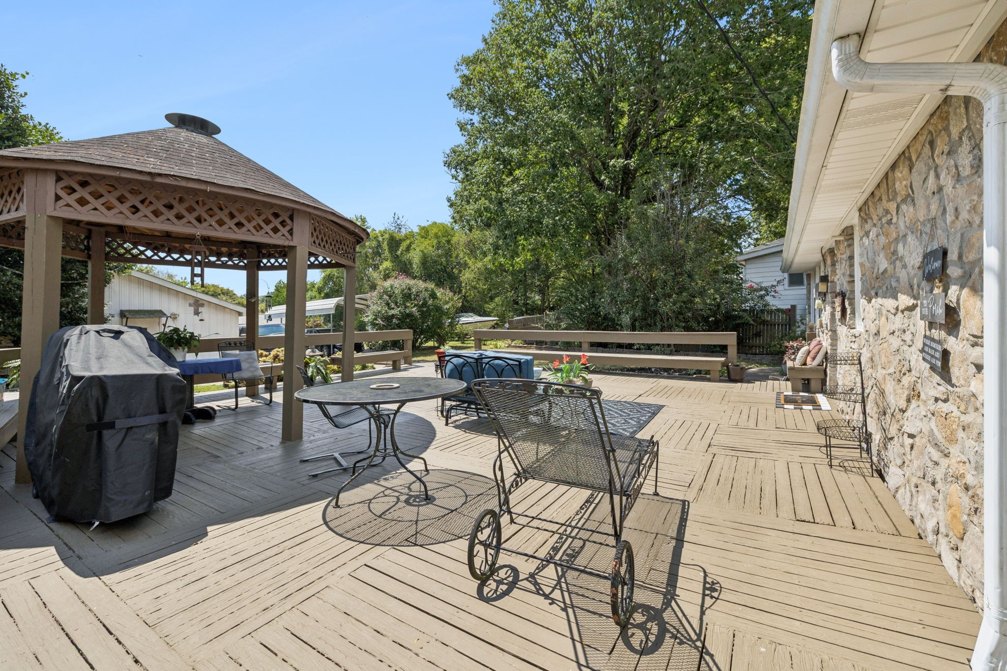 56 Main St, E Gordonsville TN 38563