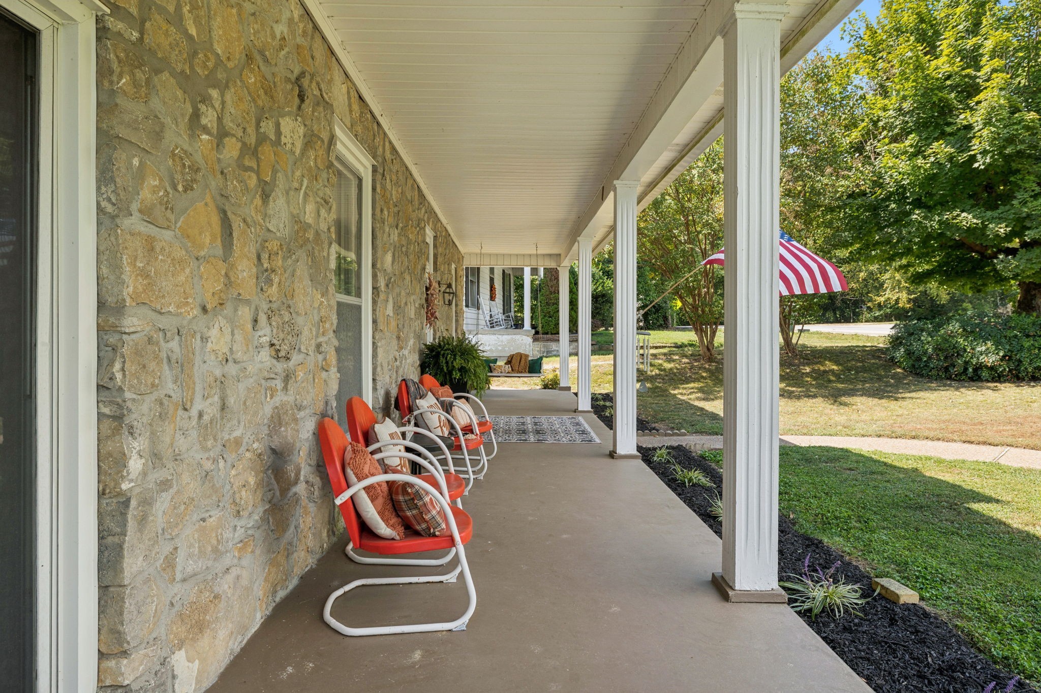 56 Main St, E Gordonsville TN 38563