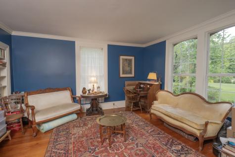 327 University Ave, E Sewanee TN 37375