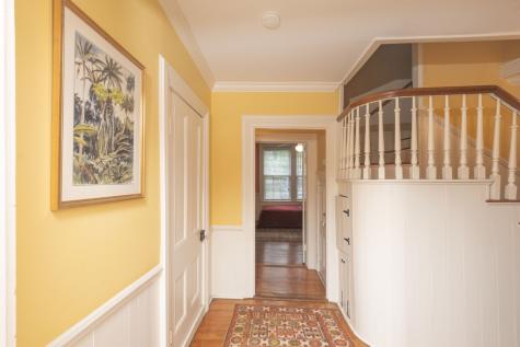 327 University Ave, E Sewanee TN 37375