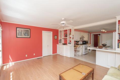 327 University Ave, E Sewanee TN 37375