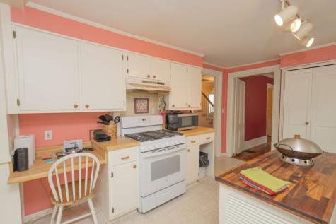 327 University Ave, E Sewanee TN 37375