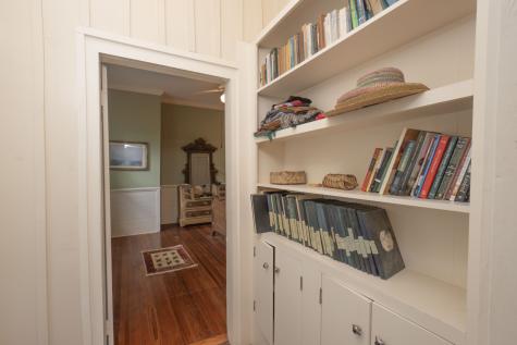 327 University Ave, E Sewanee TN 37375