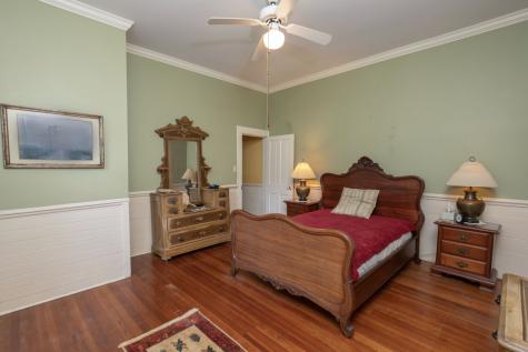 327 University Ave, E Sewanee TN 37375