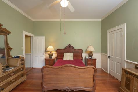327 University Ave, E Sewanee TN 37375
