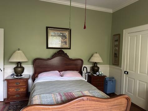 327 University Ave, E Sewanee TN 37375
