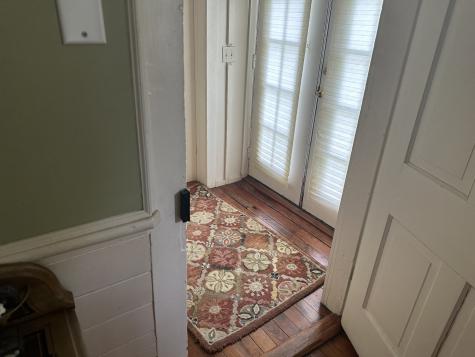 327 University Ave, E Sewanee TN 37375
