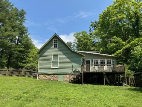 327 University Ave, E Sewanee TN 37375