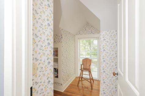 327 University Ave, E Sewanee TN 37375