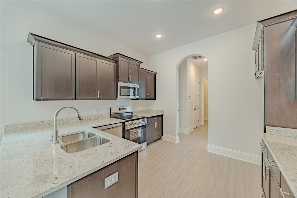 1111 Freeboard Alley La Vergne TN 37086