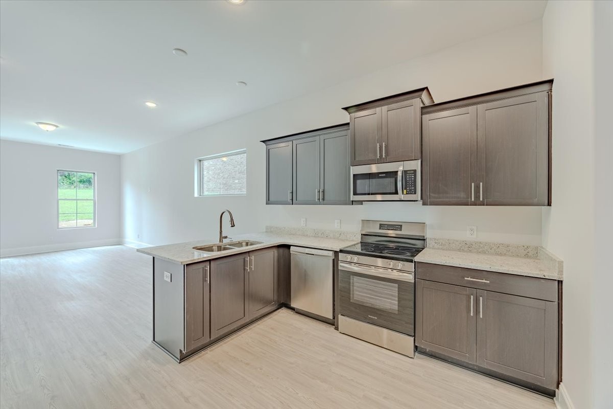 1111 Freeboard Alley La Vergne TN 37086