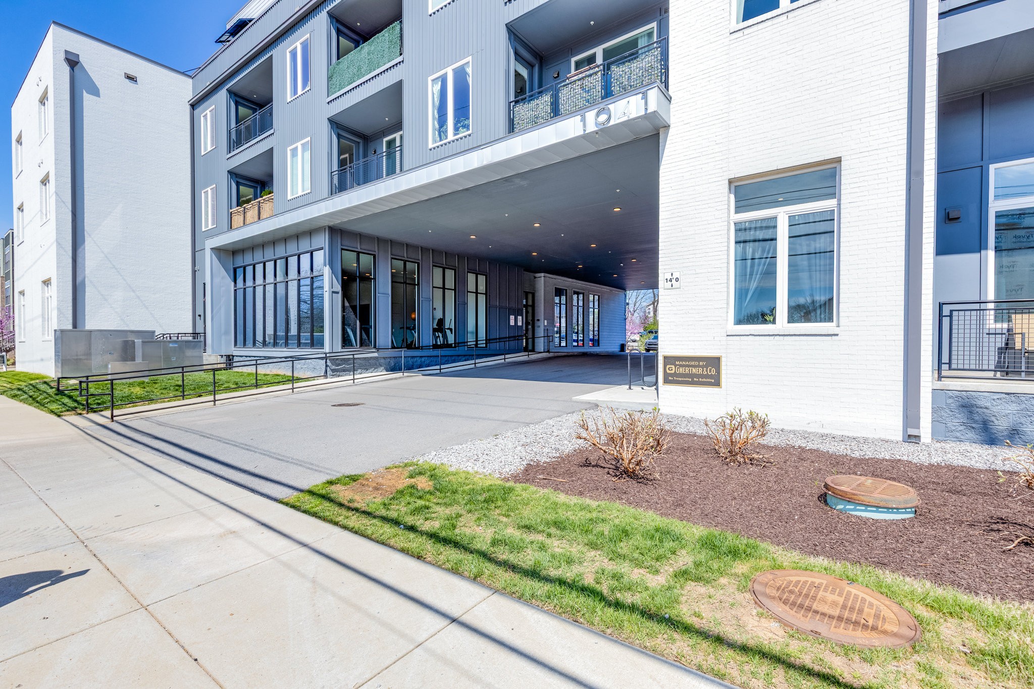 1041 E Trinity Lane Nashville TN 37216