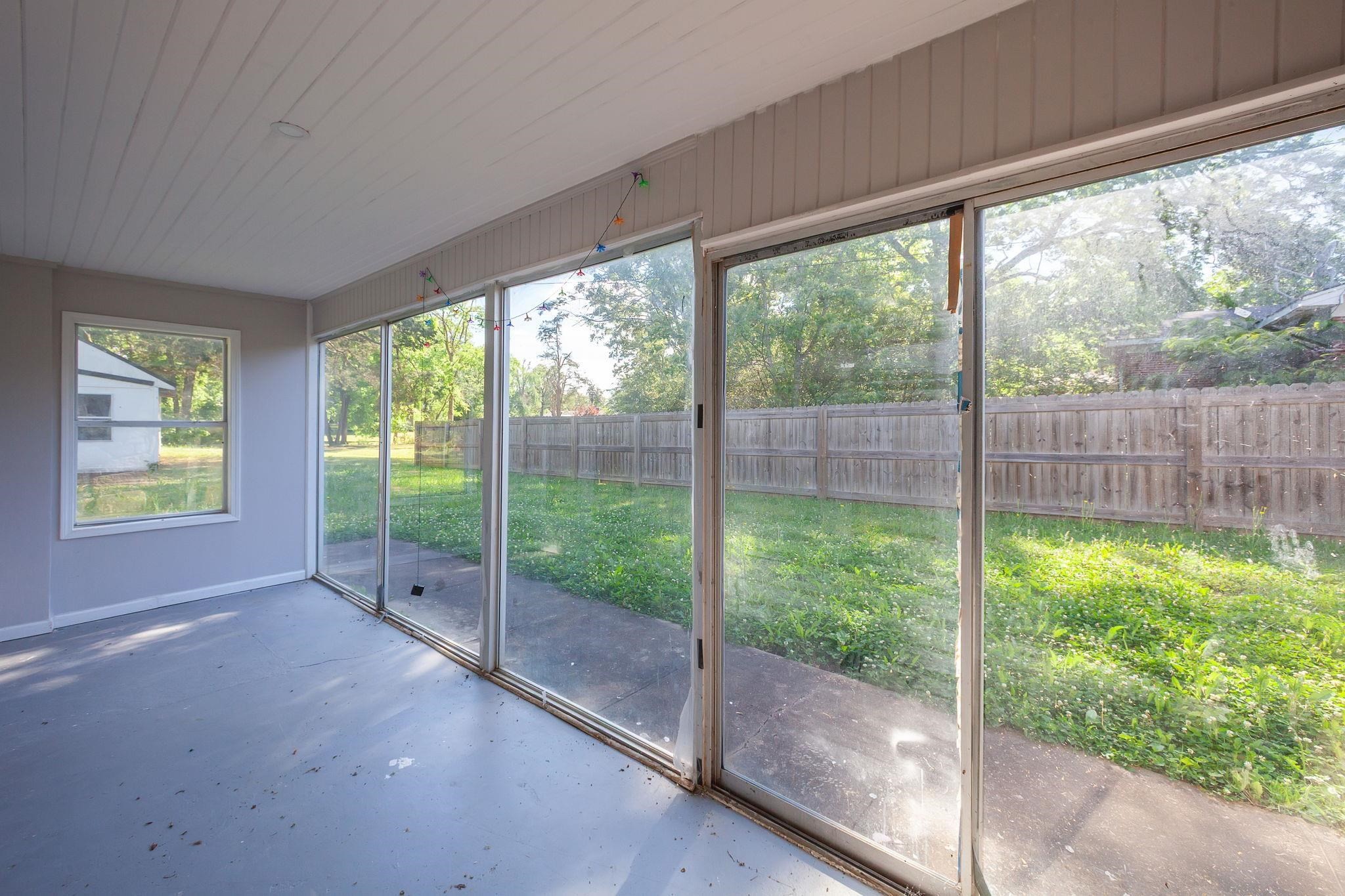 90 Shaw Lane Savannah TN 38372