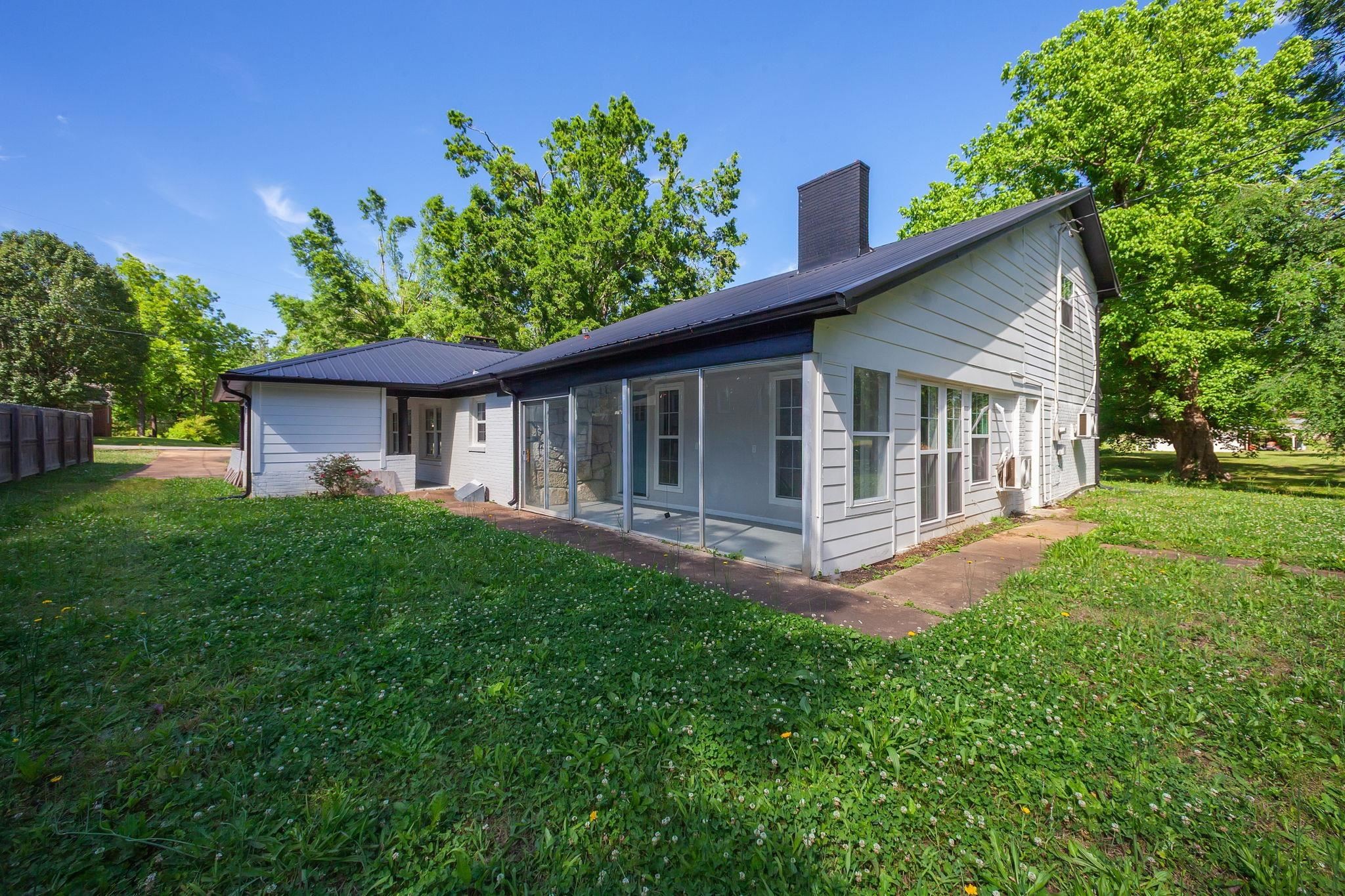 90 Shaw Lane Savannah TN 38372