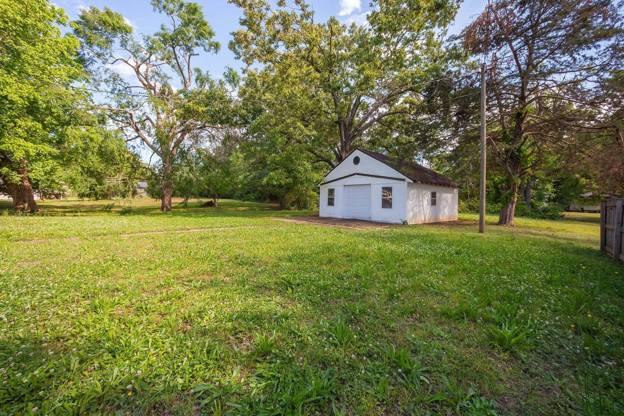90 Shaw Lane Savannah TN 38372