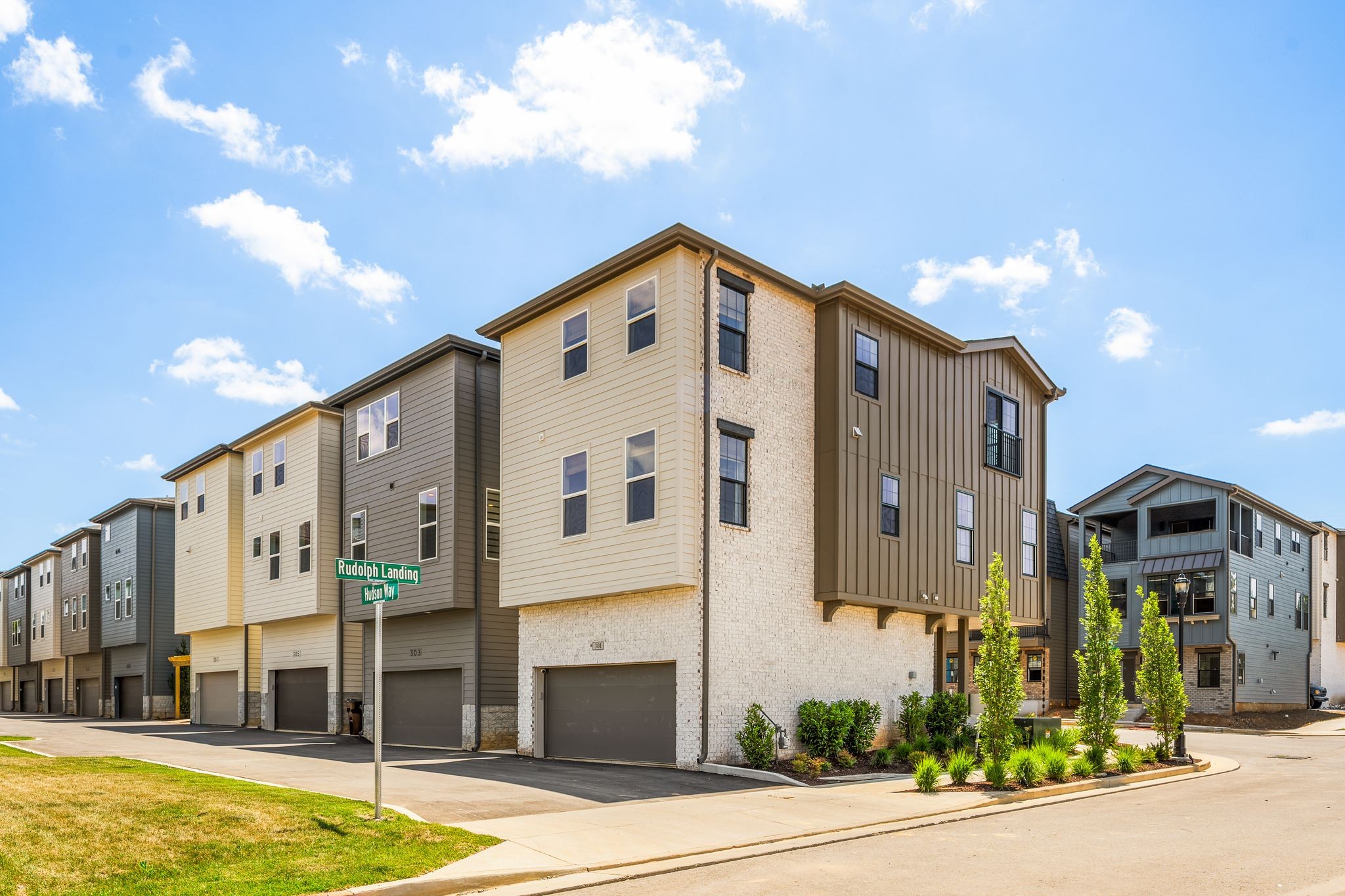 323 Edith Circle Nashville TN 37208