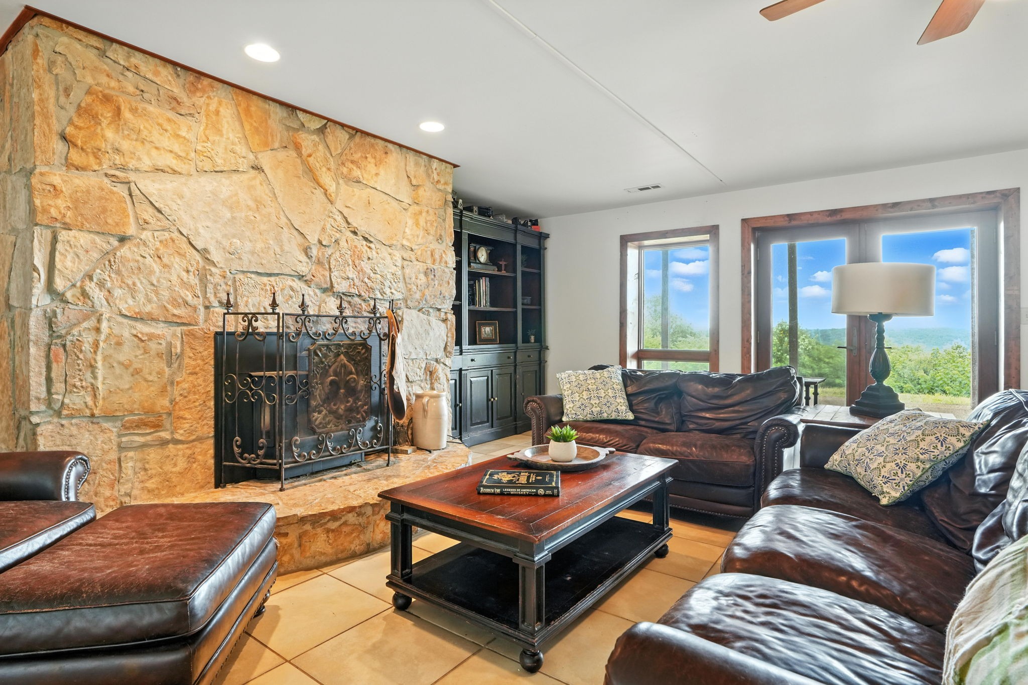 4445 Hurricane Ridge Road Smithville TN 37166