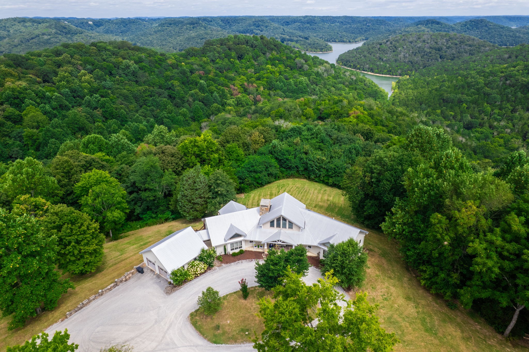 4445 Hurricane Ridge Road Smithville TN 37166