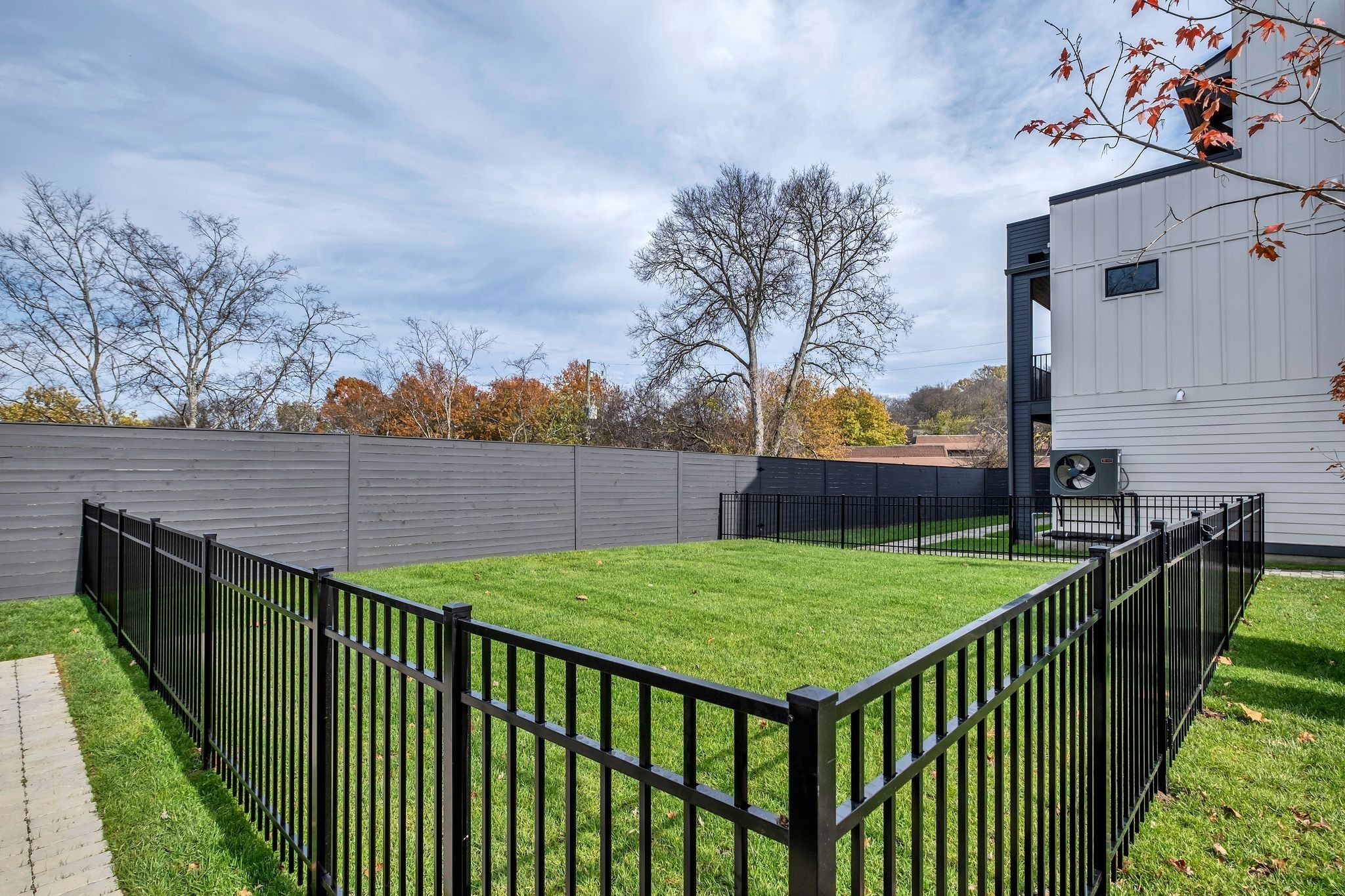 824E Watts Lane Nashville TN 37209