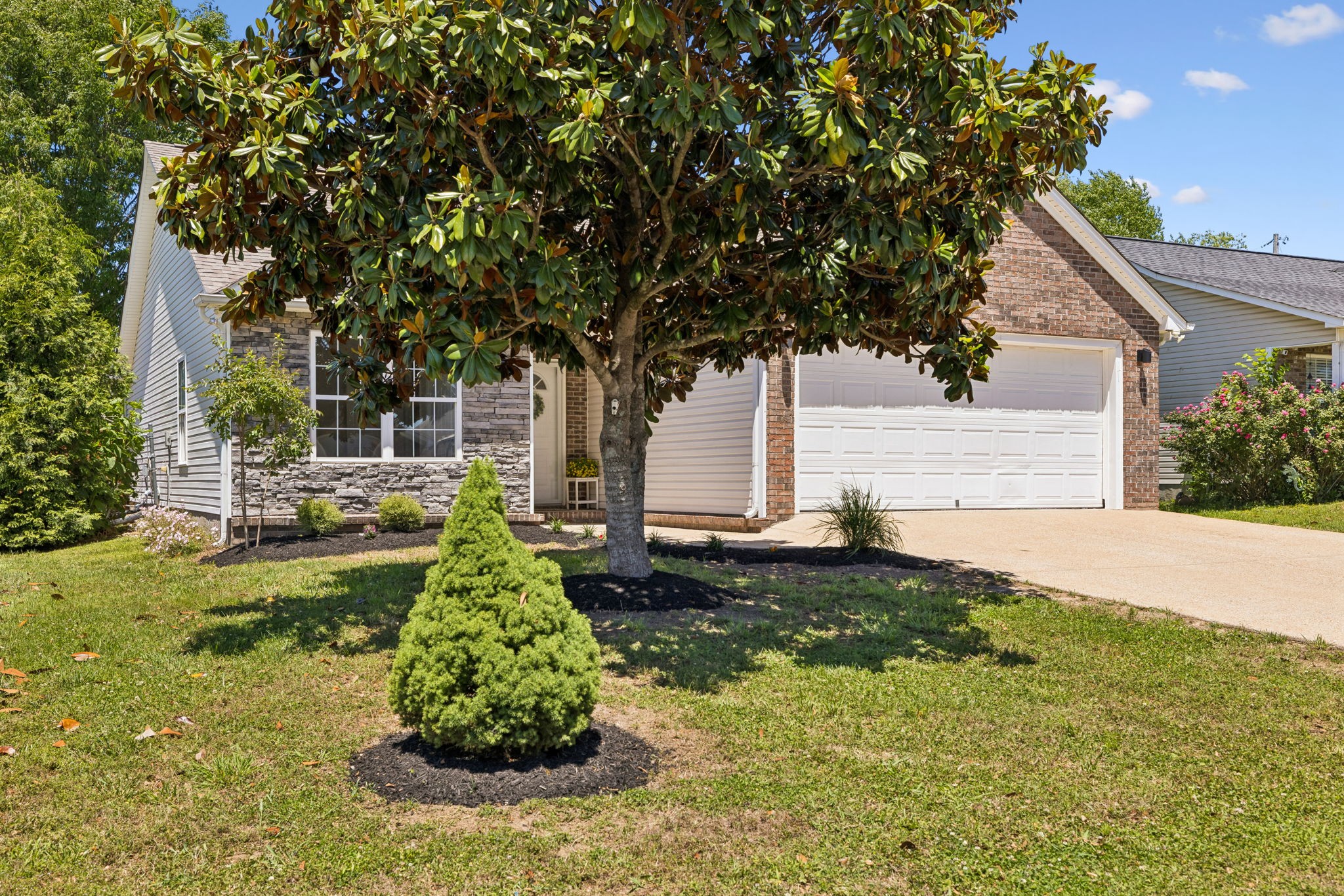 2009 Golden Court Spring Hill TN 37174