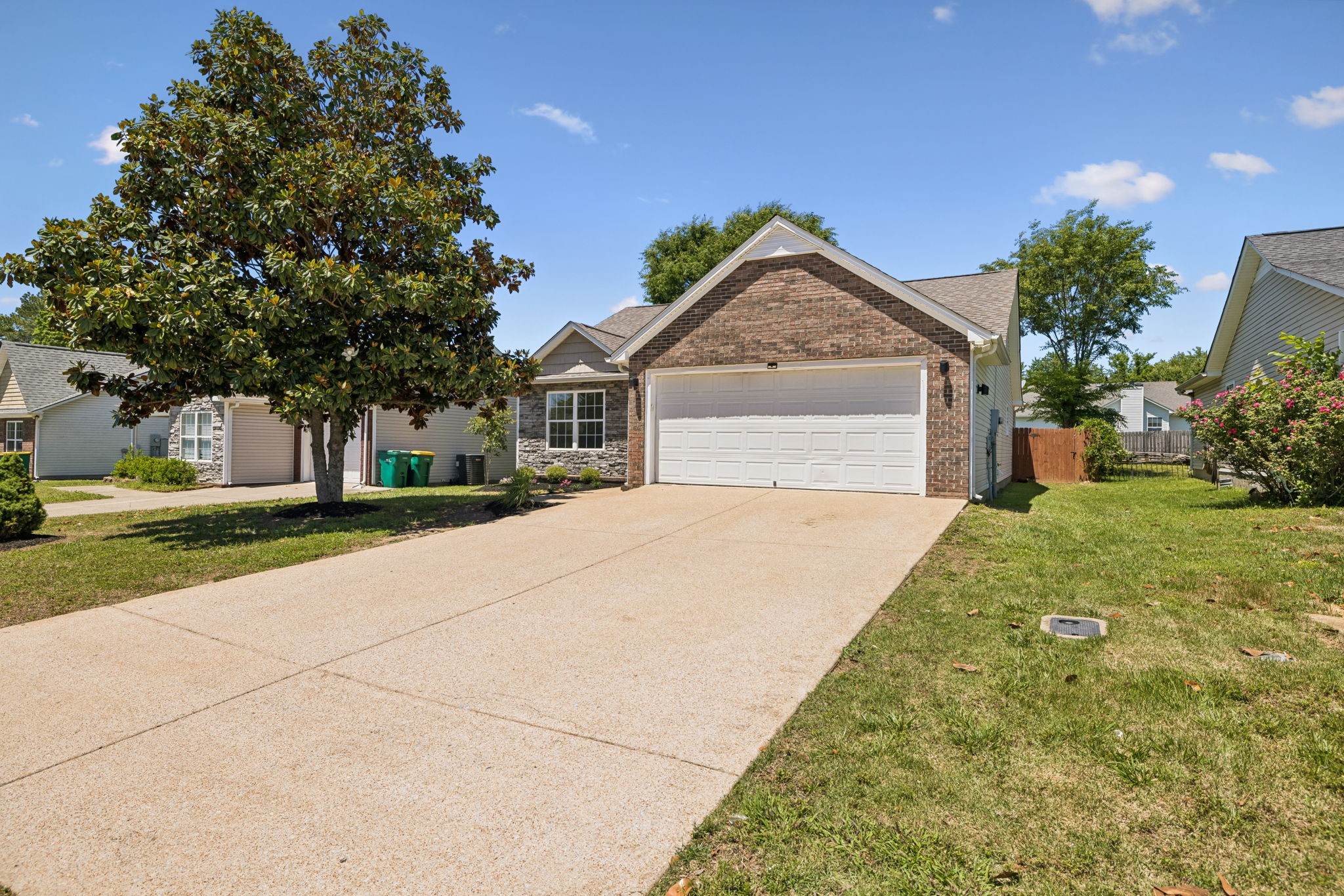 2009 Golden Court Spring Hill TN 37174