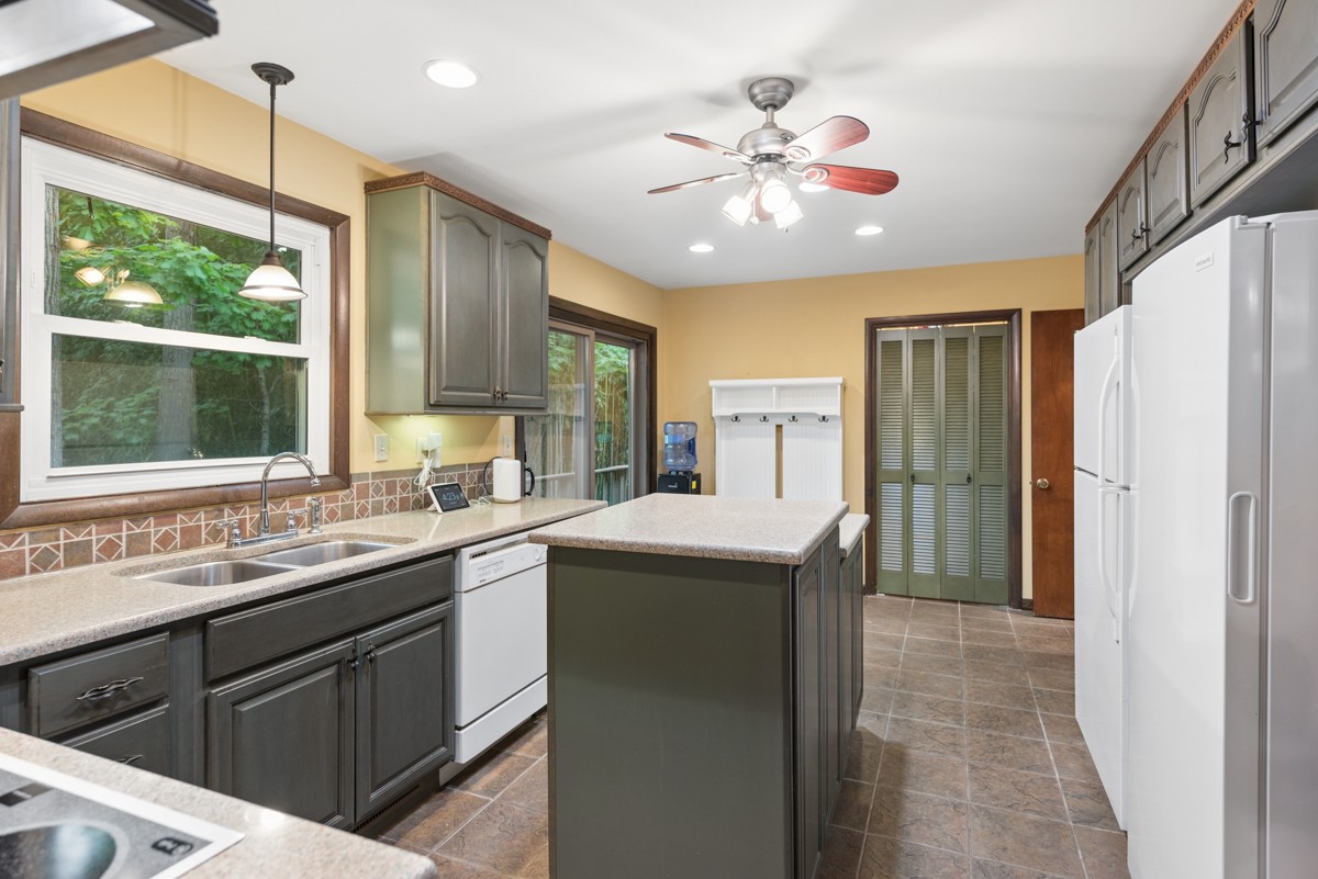 123 Trail East Drive Hendersonville TN 37075