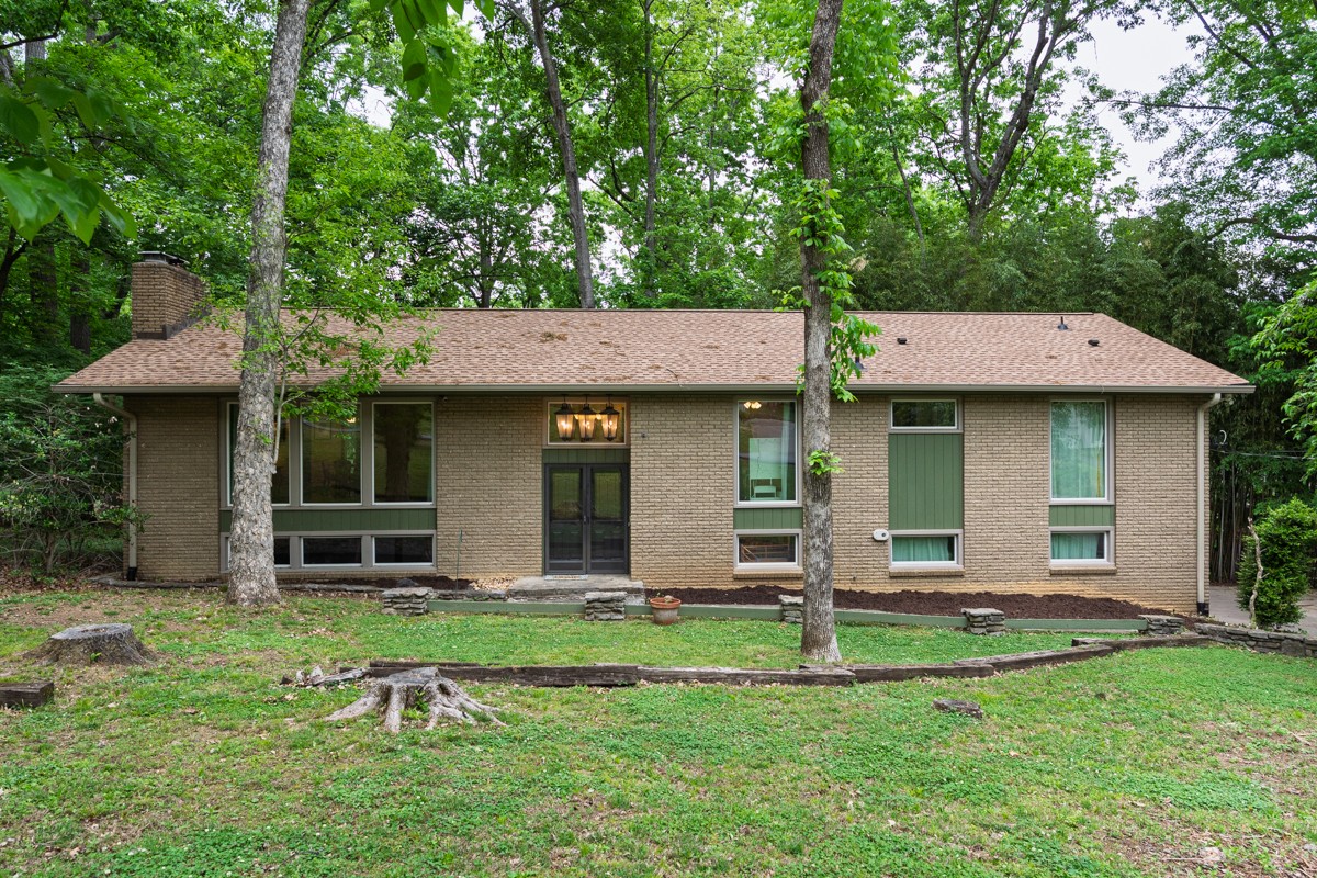123 Trail East Drive Hendersonville TN 37075